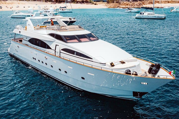 Cabo Luxury Charter: Number Juan 100ft Azimut Yacht Rental