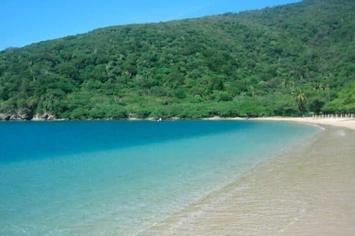 Shell Bay Tour from Santa Marta: Snorkel Bahía Concha and Secluded Beaches photo 2