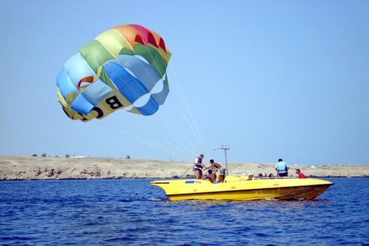 Hurghada Parasailing: Red Sea Flight with Hotel Pickup photo 2
