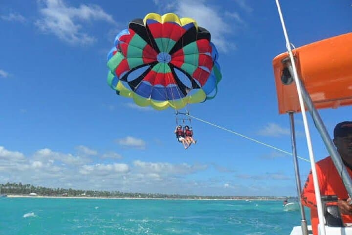 Hurghada Parasailing: Red Sea Flight with Hotel Pickup photo 3