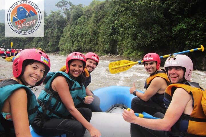 Rafting Río Negro: Baños Ecuador Class III+ and IV Adventure