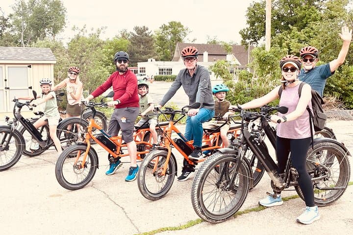 Ride Boulder's Best Guided E‑Bike Tour: Flatirons, Pearl Street & Boulder Creek photo 4
