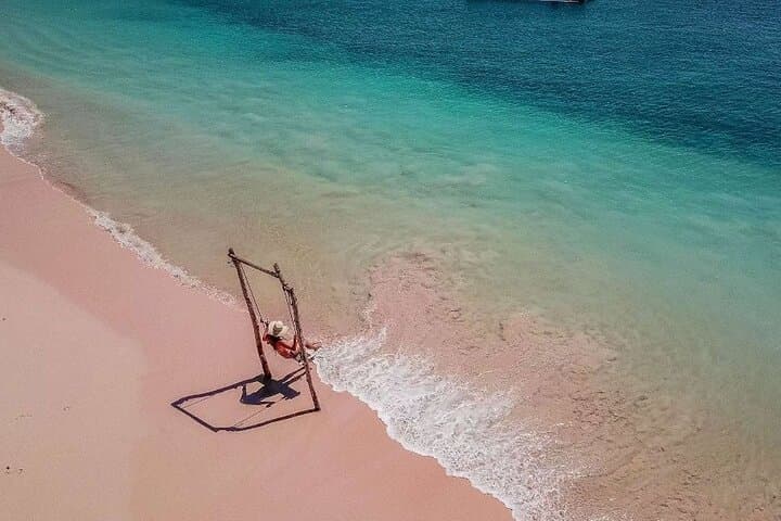 Lombok Pink Beach Boat Trip: Full-Day Snorkeling to Tangsi Beach & Gili Islands photo 4