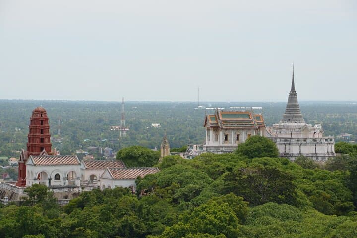 Bangkok to Hua Hin Kaeng Krachan Caves and Wildlife Private 4-Day Tour