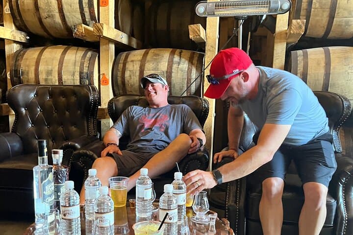 Private Kentucky Bourbon Trail: Expert-Led Full-Day Bourbon Tasting Tour photo 4