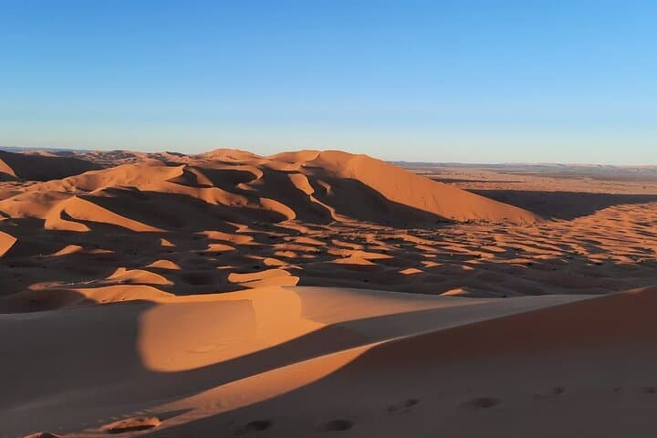 Merzouga Camel Trek & Luxury Desert Camp: 1-Night Sunset to Sunrise Experience photo 3