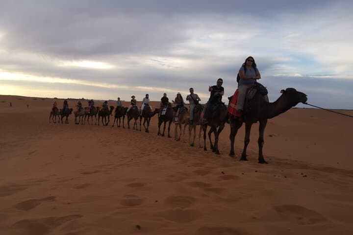 Merzouga Camel Trek & Luxury Desert Camp: 1-Night Sunset to Sunrise Experience photo 5