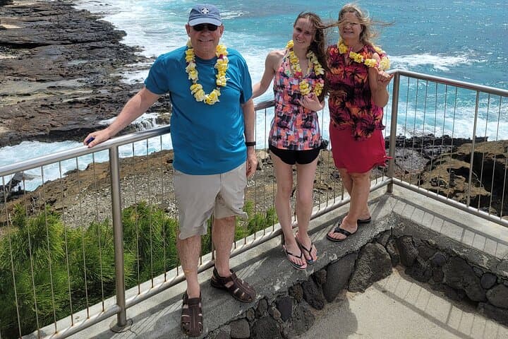 Private Oahu Island Tour: Full-Day Guided Drive Around Oahu photo 3