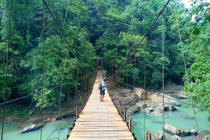 Labuan Bajo Day Trip: Cunca Wulang, Rangko Cave & Sylvia Hill Sunset photo 2