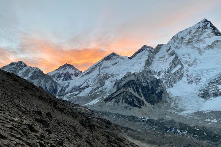 Everest Base Camp Trek — 14-Day Complete Guide to Reaching the Khumbu Heart photo 4
