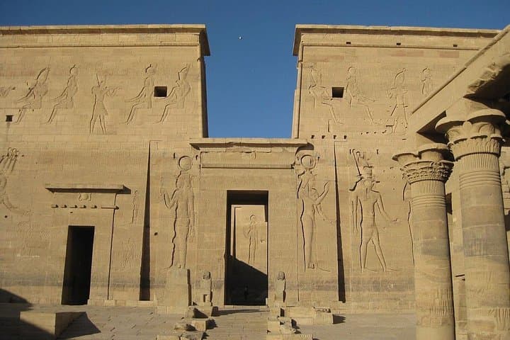Nile Cruise From Aswan to Luxor and Abu Simbel — 4-Day Temples & River Journey photo 3