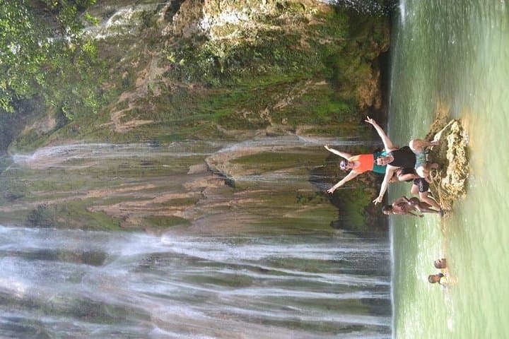 Samaná Bay Escape: Cayo Levantado (Bacardí) and El Limón Waterfall in a Day photo 3