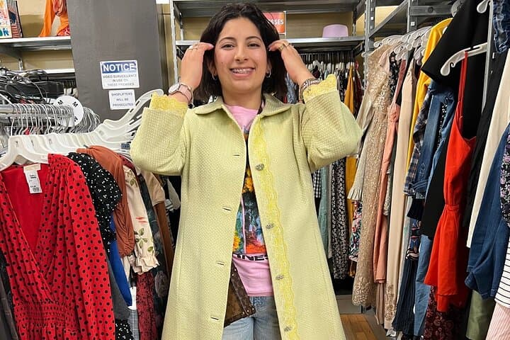 Private Secondhand Bargain Shopping & Styling Tour in NYC — Personal Shopper for Vintage Finds