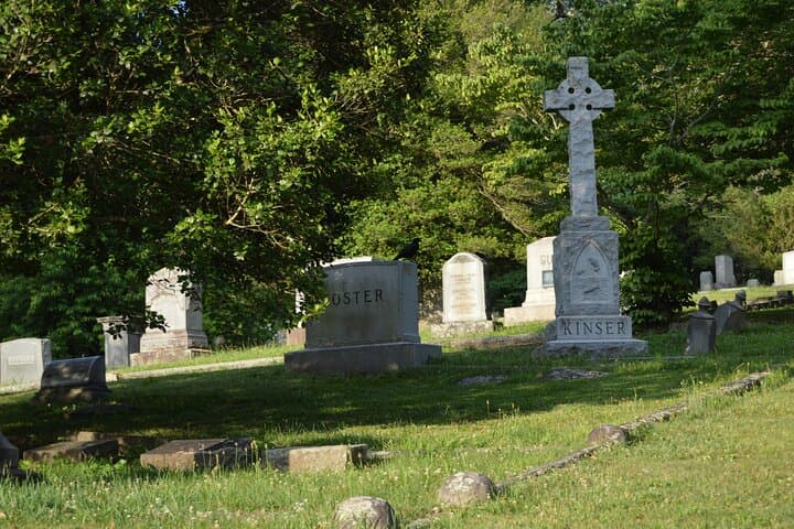 Asheville Ghost Tour: Riverside Cemetery & Montford Neighborhood Night Walk photo 4