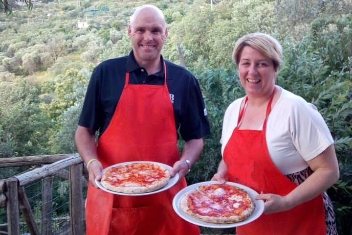 Hands-On Pizza Class in Sorrento Hills with Wine & Limoncello photo 4