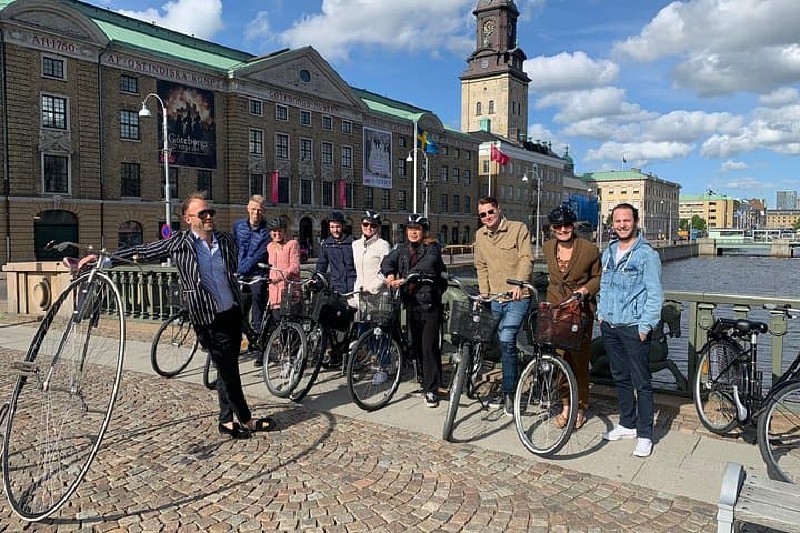 Guided Bike Tour Gothenburg: 2-Hour City Cycling Experience photo 4