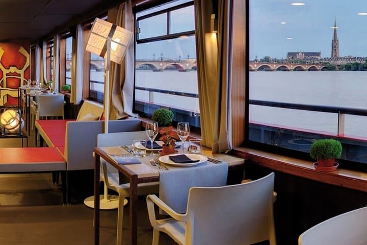 Private 8-Hour Paris Tour with Seine Lunch Cruise and Eiffel Access photo 2