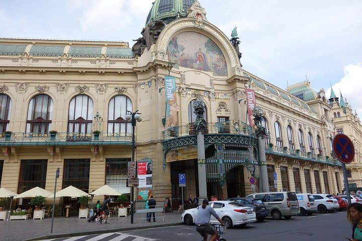 best-of-prague-city-walking-tour-czech-cuisine-lunch photo 3