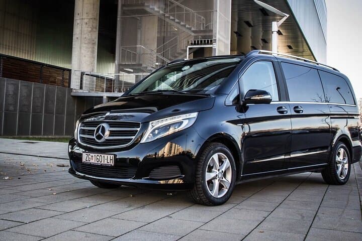 Private Transfer Amsterdam to Paris: Comfort, Stops, and Practical Tips