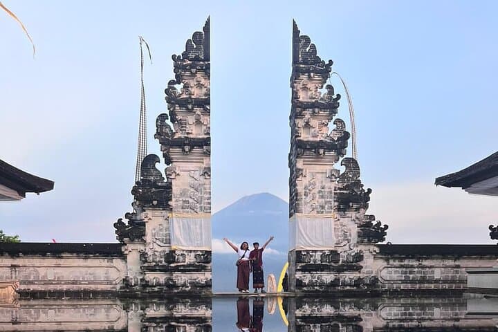 Lempuyang Temple Entrance Ticket — All-Inclusive Guide to Bali's Sacred Gates and Agung Views