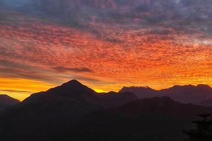 Sunset and Sunrise Hill Station Escape in Ella — 1-Night Little Adam's Peak & Ella Rock photo 4
