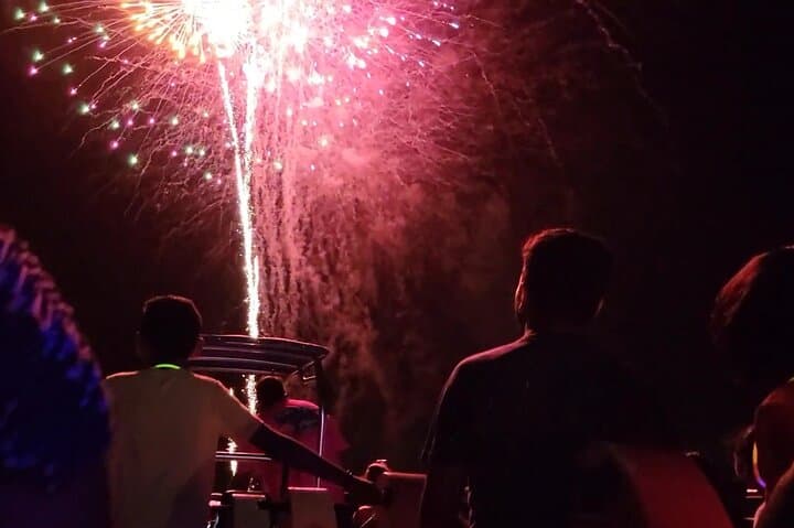 Destin Harbor Thursday Night Fireworks Cruise Aboard the HydroJet photo 6