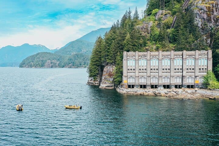Vancouver City and Waterfall Zodiac Cruise to Indian Arm photo 6