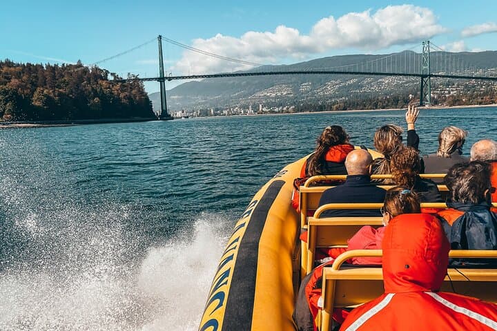 High-Speed Zodiac: Vancouver Waterfront Sightseeing Cruise photo 2
