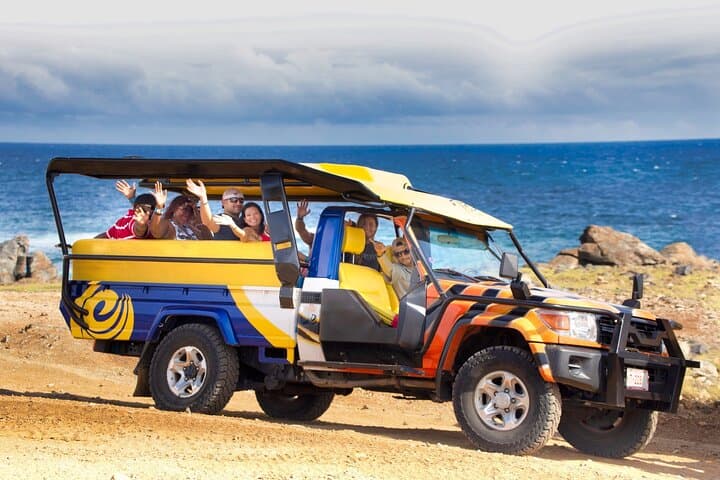 Aruba Natural Pool Jeep Safari: 4x4 Arikok Adventure and Snorkeling at Conchi