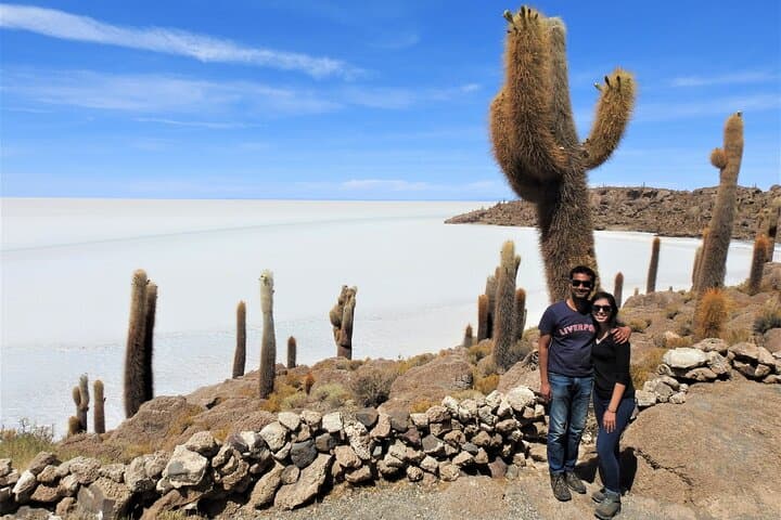 Full-Day Uyuni Salt Flats Tour: Train Graveyard, Incahuasi Island & Sunset photo 6