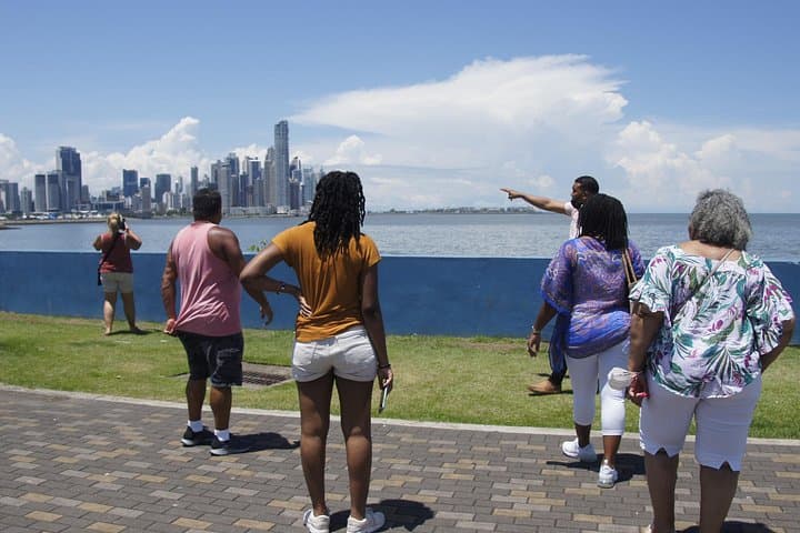 Panama City in Four Hours: Canal, Casco Viejo & Amador Express Tour photo 2