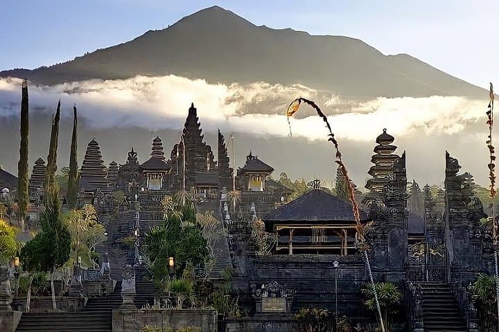 Mount Agung Sunrise Trek via Besakih Temple: Challenging Night Hike in Bali photo 3
