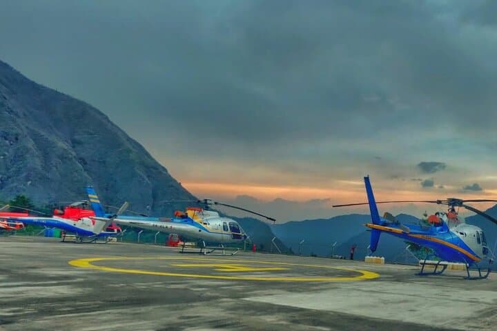 Everest Helicopter Tour: Aerial Sightseeing to Everest Base Camp photo 5