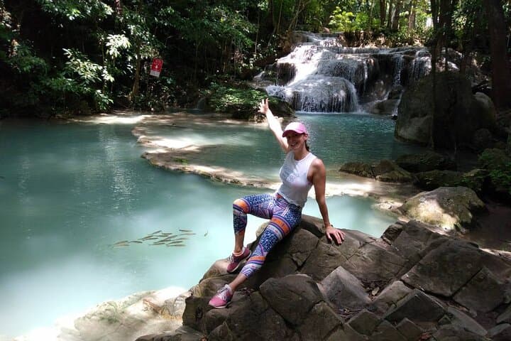 Bangkok to Erawan & Damnoen Saduak: Private Day Tour to Floating Market, River Kwai and 7‑Tier Falls photo 3