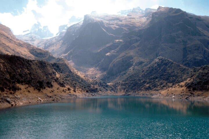 Ampay National Sanctuary: Full-Day Lagoon Hike and Birdwatching near Abancay photo 3