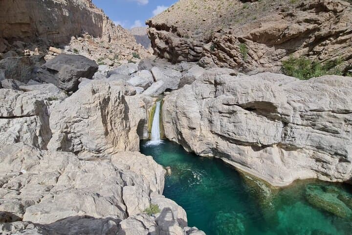 Full-Day Wahiba Sands & Wadi Hawar Tour from Muscat: Desert Dunes and Blue Wadi Pools