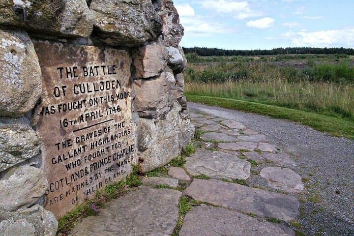 Invergordon Private Tour: Loch Ness, Cawdor Castle, Culloden & Clava Cairns photo 6