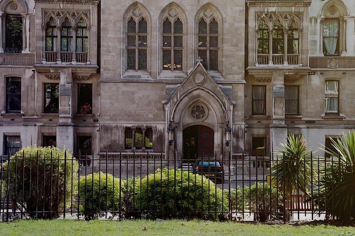 Holborn Suffragette Self-Guided Audio Walking Tour — Women's Rights History in London photo 5