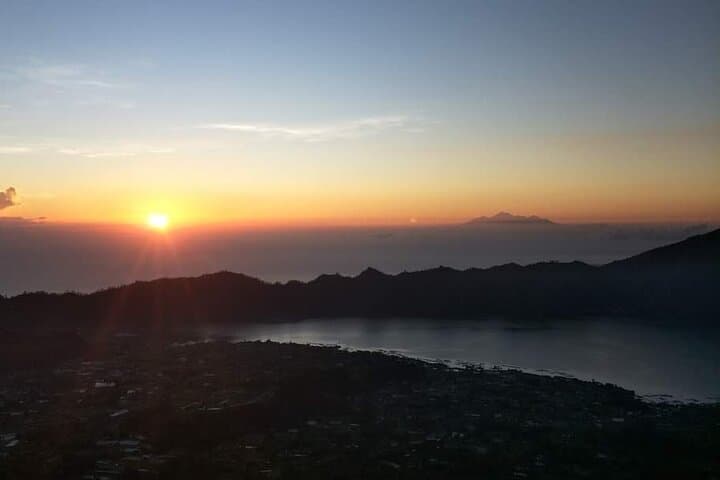 Unveiling Dawn: A Mount Batur Sunrise Hike photo 5