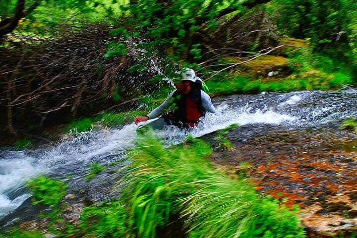 Canyoning on the Varziela River: Beginner-Friendly Gorge Adventure in Peneda-Gerês photo 3