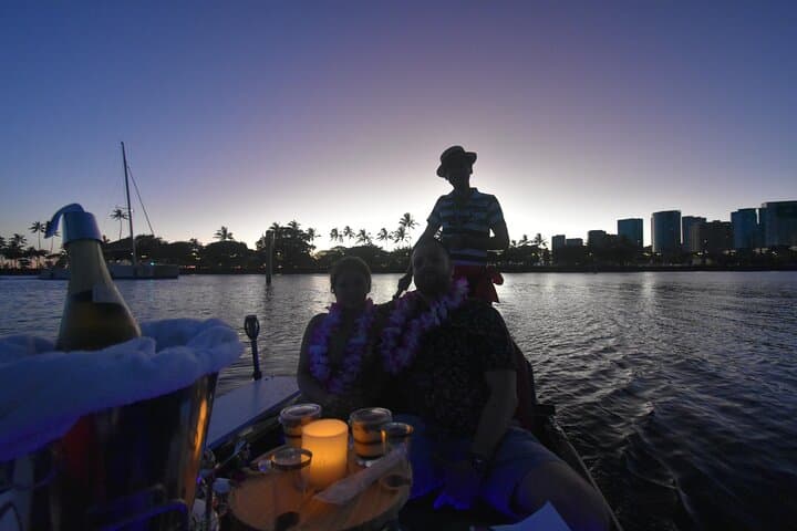 Starlight Waikiki Gondola Cruise: Private Evening Moonlight Tour photo 5