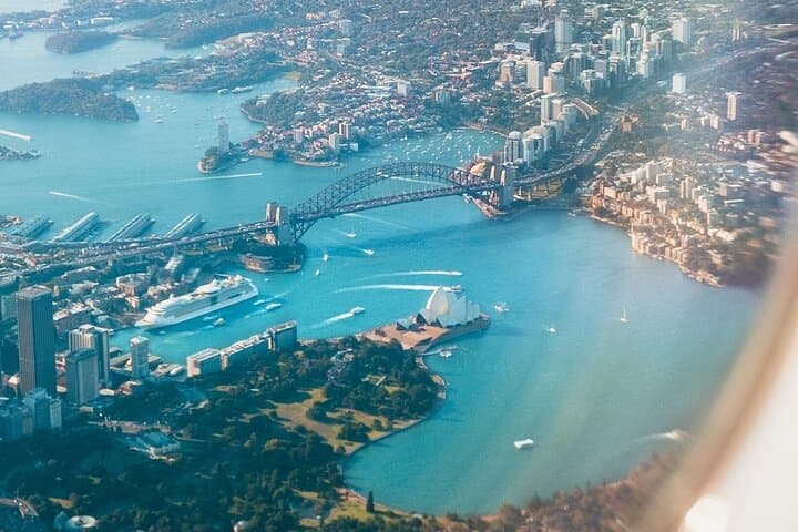 Sydney Arrival and Layover Private Sightseeing Tour — 4‑Hour Guided City Highlights