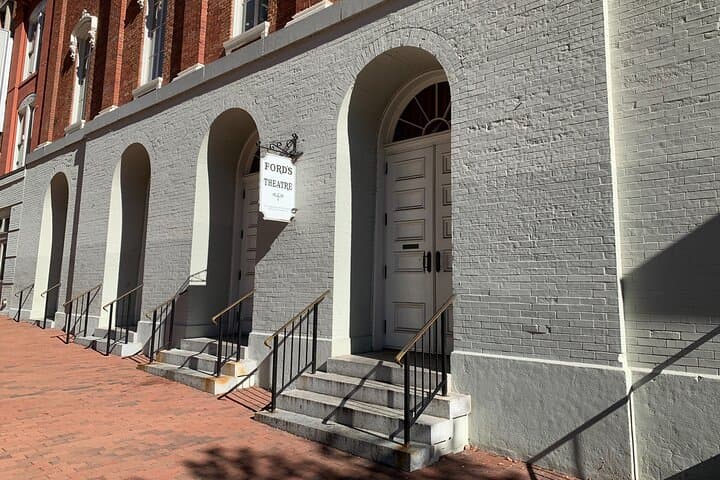 House of Cards Political Puzzle Quest — Self-Guided Washington DC Exploration Game photo 4