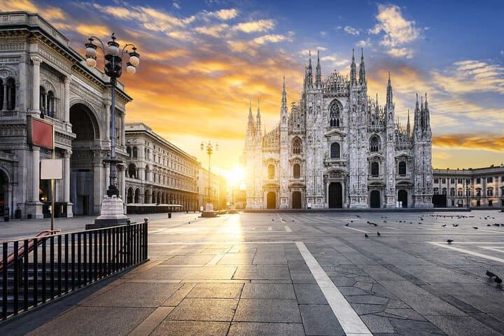 Milan Private Tour: Highlights and Hidden Gems (3-hour Walking Experience) photo 2