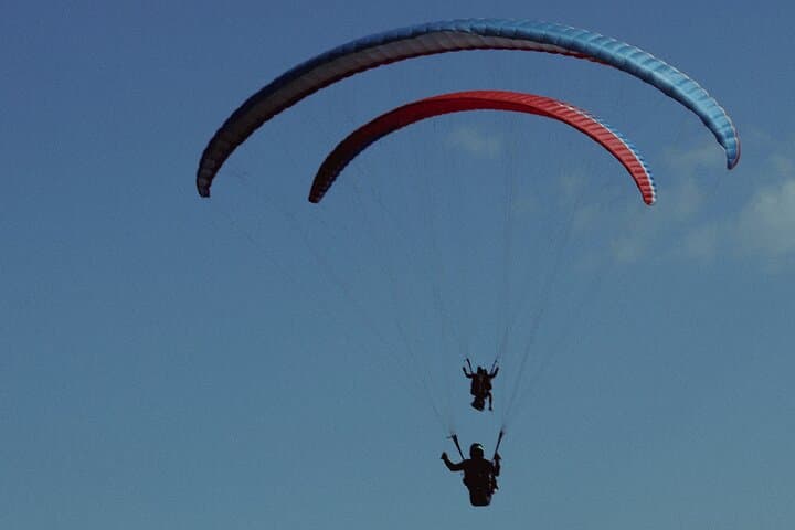 Cloudbase Paragliding Gudauri: Tandem Flights Above the Caucasus