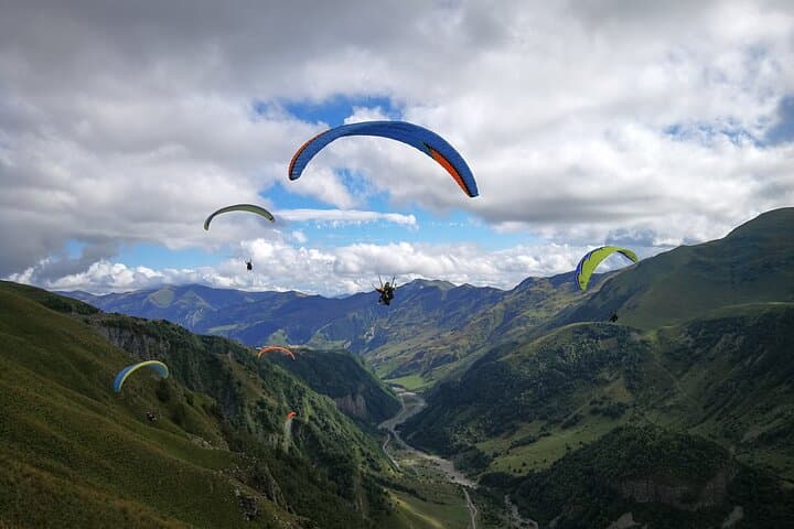 Cloudbase Paragliding Gudauri: Tandem Flights Above the Caucasus photo 3