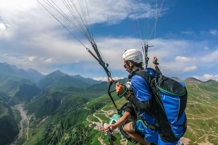 Cloudbase Paragliding Gudauri: Tandem Flights Above the Caucasus photo 4