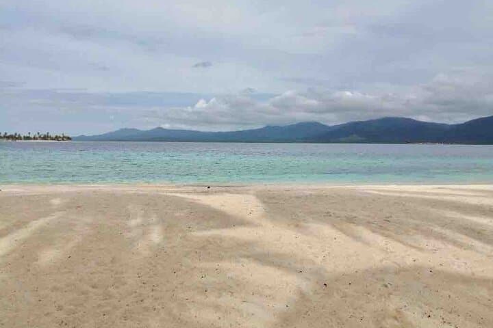 San Blas 2-Day Private Cabin on Isla Ina — Snorkel, Culture & Beach Camping photo 6