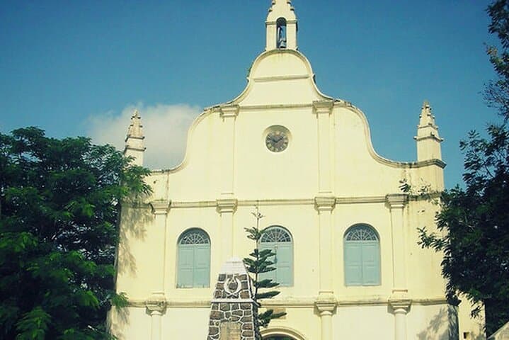 Fort Kochi Walking & Backwater Tours — Chinese Nets, Synagogue and Village Cruise photo 2