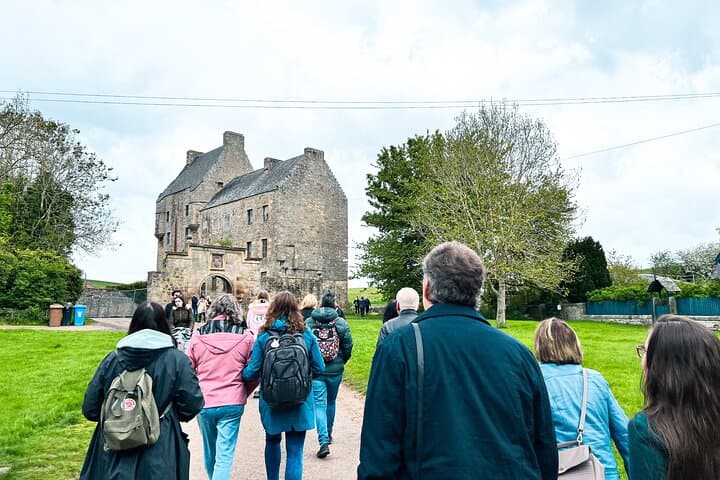 Outlander 1-Day Experience: Lallybroch, Culross & Linlithgow from Edinburgh photo 5